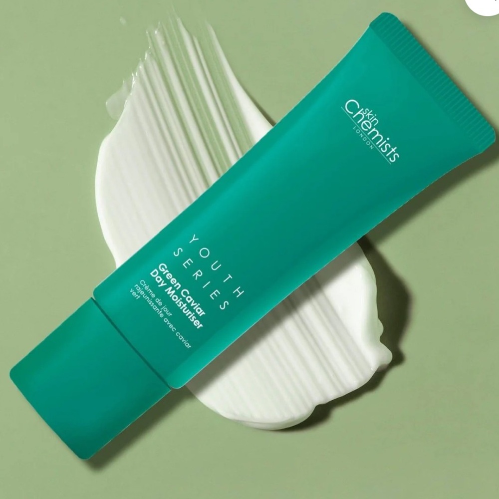 SKINCHEMISTS YOUTH SERIES
GREEN CAVIAR DAY
MOISTURISER 30 ML, NEW SEALED